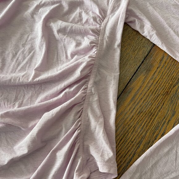 FREE PEOPLE light pink cut out back, thumb holes, ruched sides/exc cond/XL - Picture 2 of 6